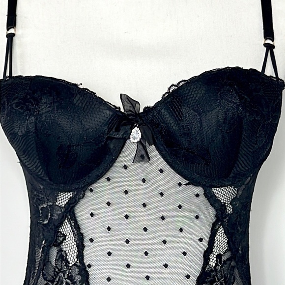 Gorgeous Goth Rose Slip - Picture 3 of 4